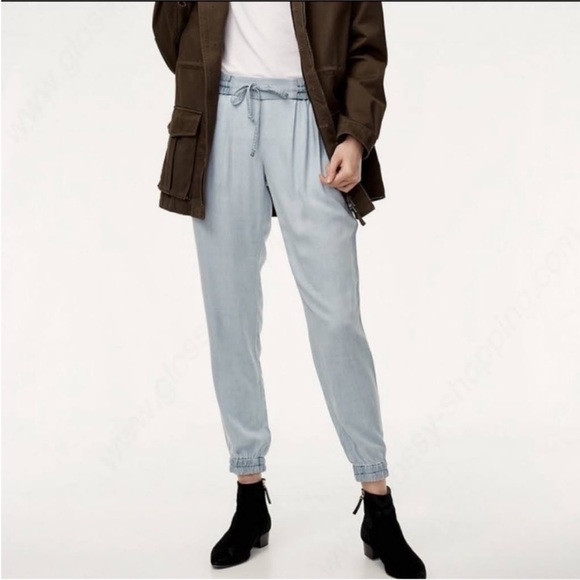 ARITZIA Talula Los Feliz Chambray Joggers Light Blue Wash size S - Picture 1 of 6
